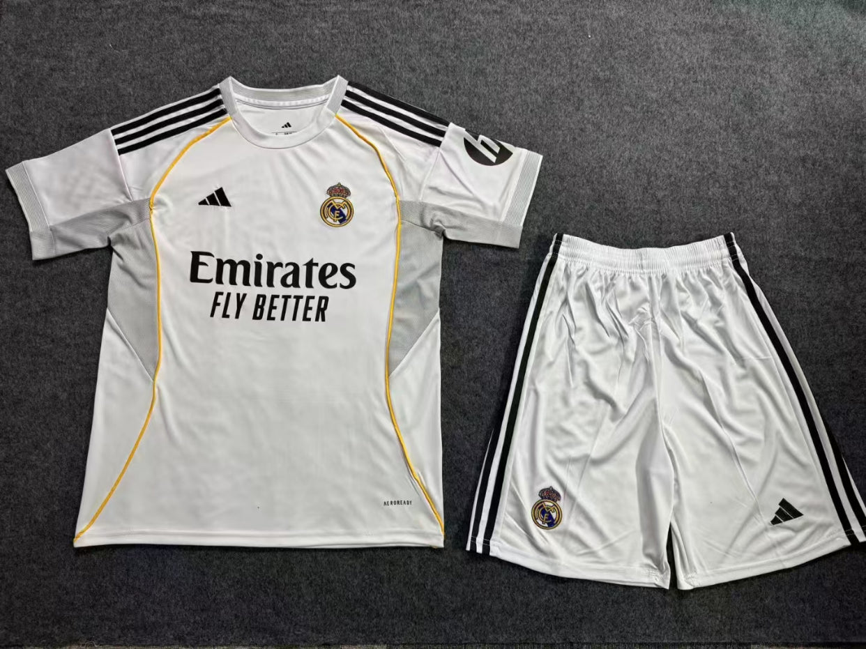 Maillot domicile Real Madrid 2025/26